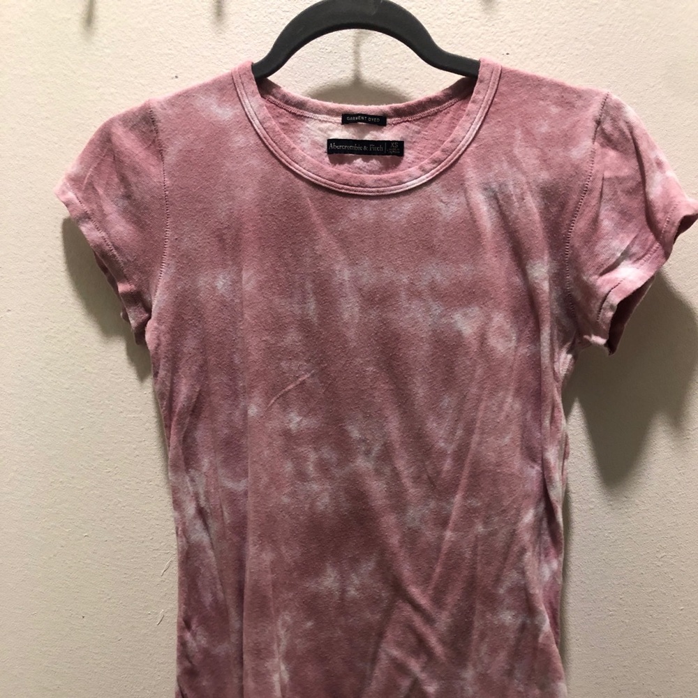 3 pink Abercrombie and Fitch tees